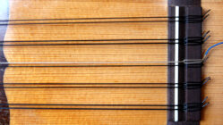 Ronrocos de alta calidad, acústicos o amplificados, de Luthier