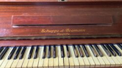 Piano usado marca SCHUPPE & NEUMANN (Liegnitz), Alemán, excelente estado general