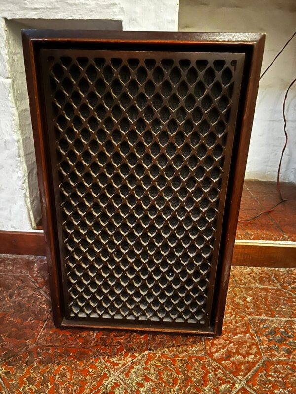 Parlantes Sansei SS-300