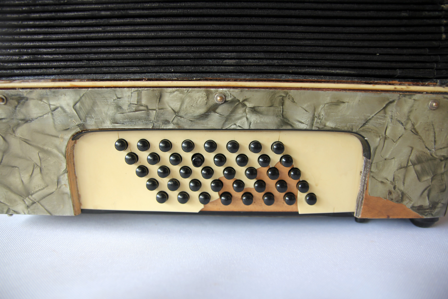 Acordeón Weltmeister usado, origen Alemania del Este, 40 bajos - Imagen 21